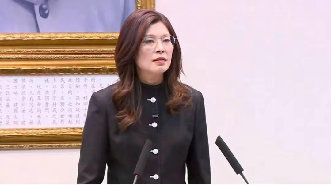 中美北京峰会刚落幕，郑丽文就打出了一记漂亮的"直球"5月15日，她亲