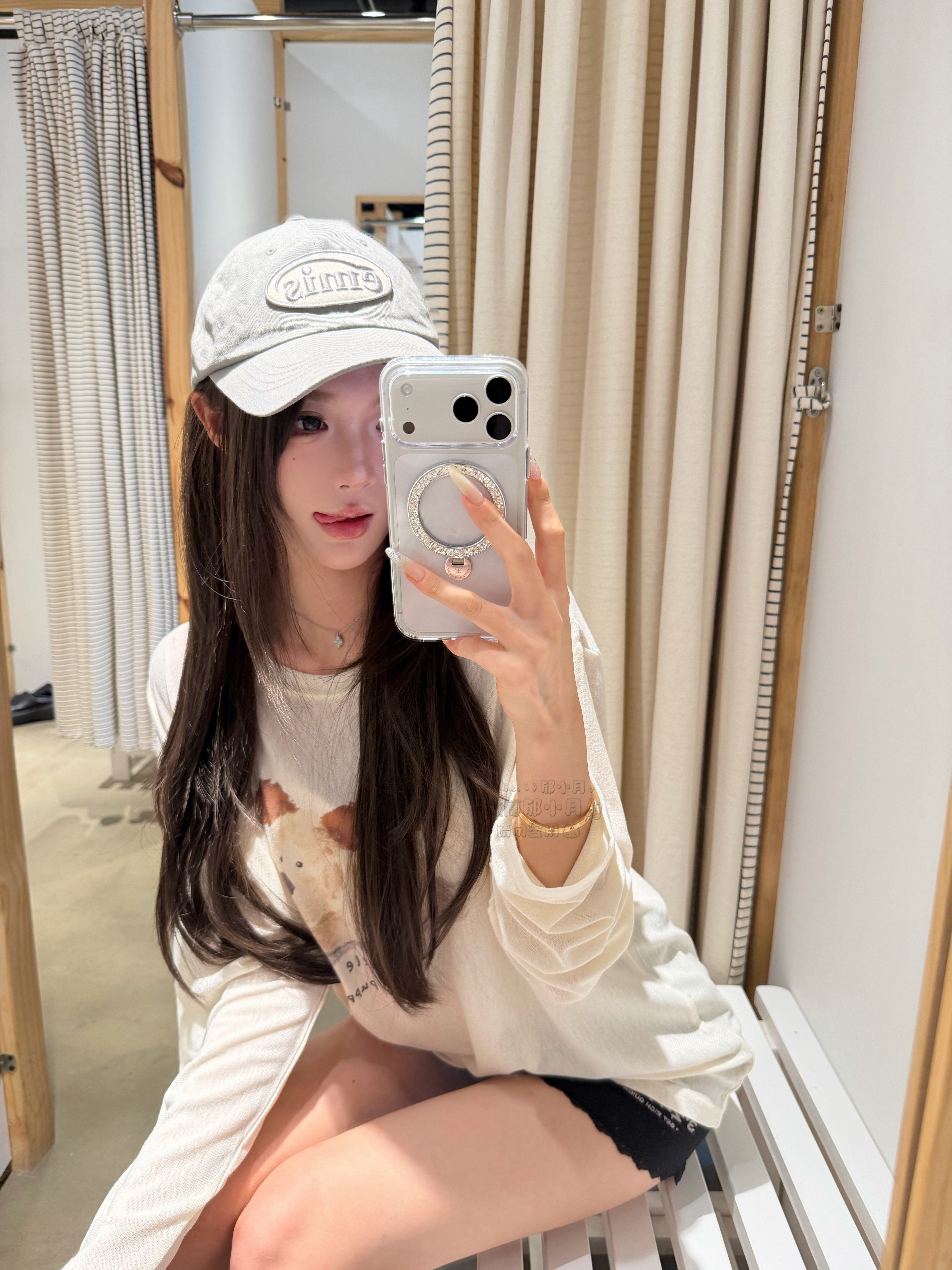 现在的状态：送命式熬夜经常性失落间歇性崩溃习惯性自愈​​​