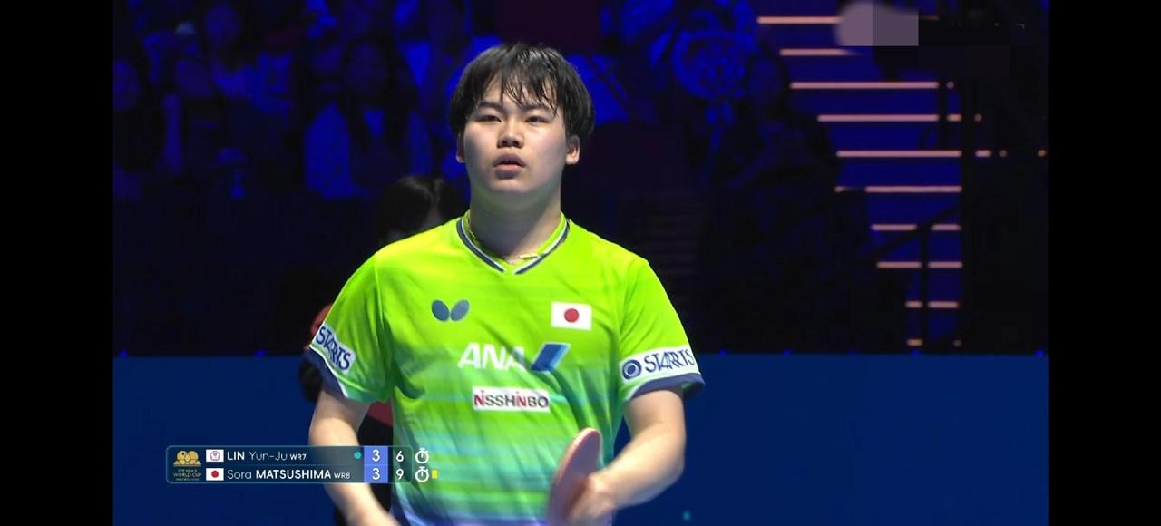 刚刚结束了一场国际乒联澳门单打世界杯男单半决赛，世界排名第7的中国台北选手林昀儒