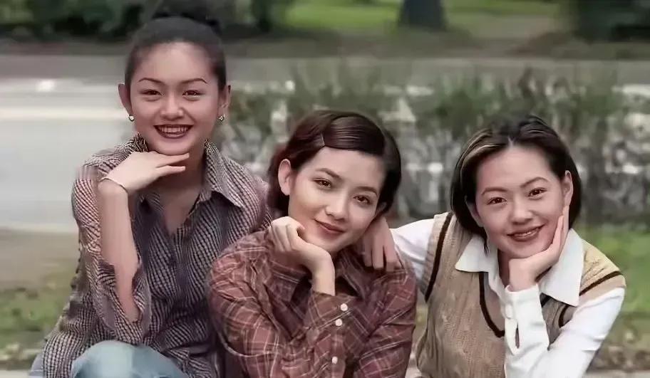 　　曾经唯一没有公开发声的范晓萱也响应了小S的呼吁，终于发声了　　范晓萱也和大