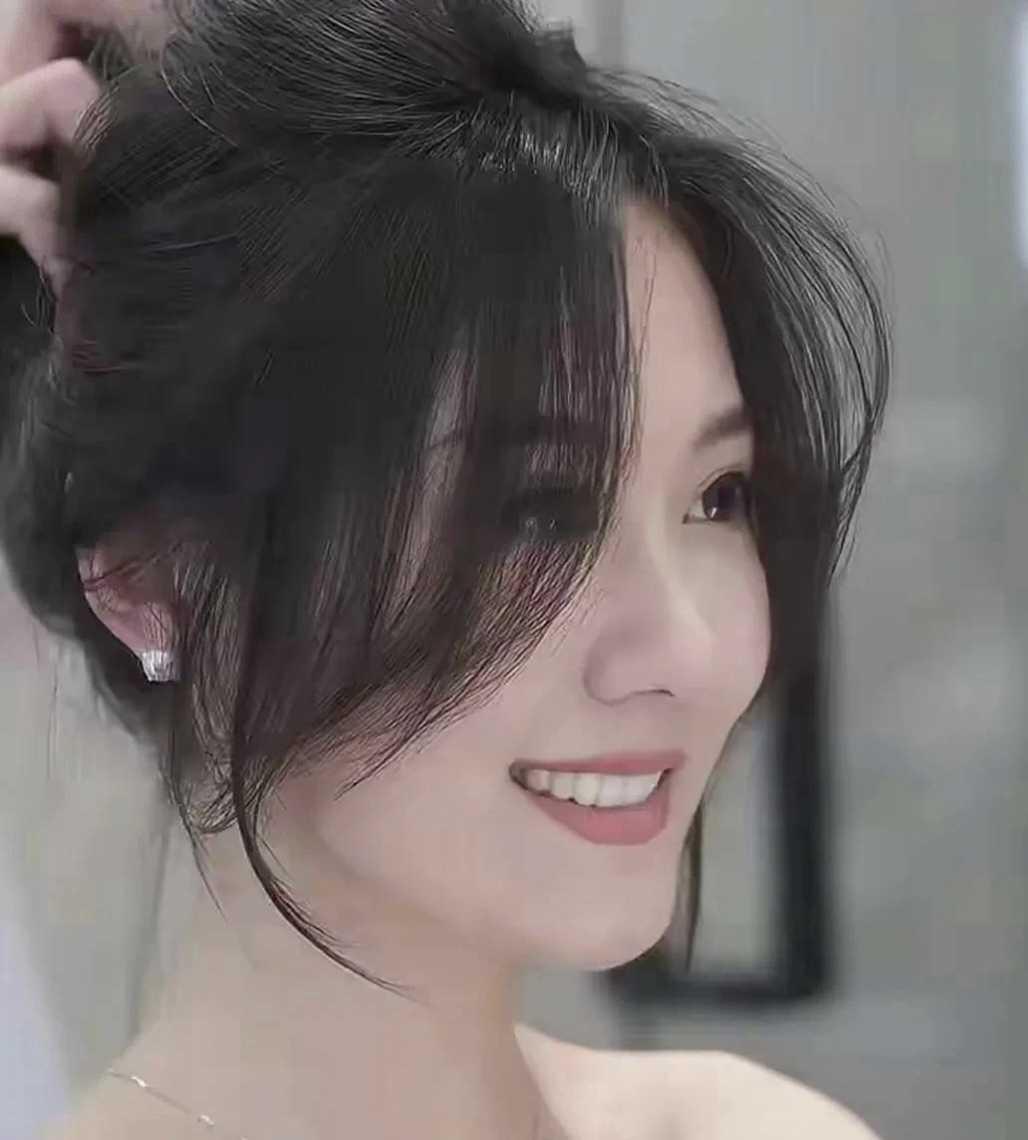 文/无冕诗人梧叶声，雁阵声，声入寒窗梦不成，空阶月又明。山几程，