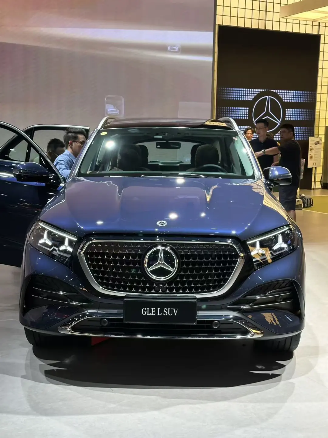新奔驰GLELSUV，这台车好看不？