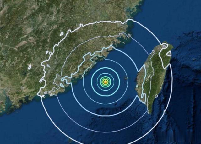 越南居然派军舰穿越台湾海峡，是什么意思近日，就在围绕高市早苗说湾湾有事就是日本