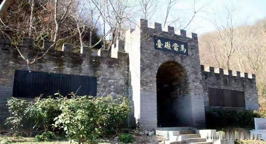 抗战的迷案之一，马当要塞守备司令兼16军军长李韫珩的迷之操作。令人匪夷所思。