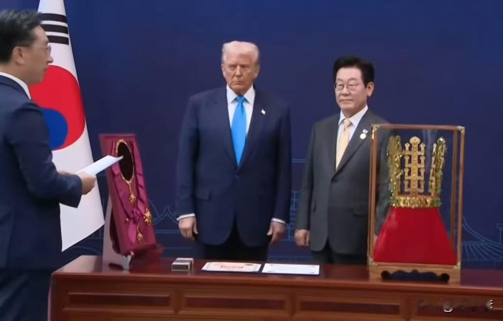 李在明有没有想过，这新罗王是唐朝赐封的，把这个给懂王几个意思？[抠鼻]懂王也