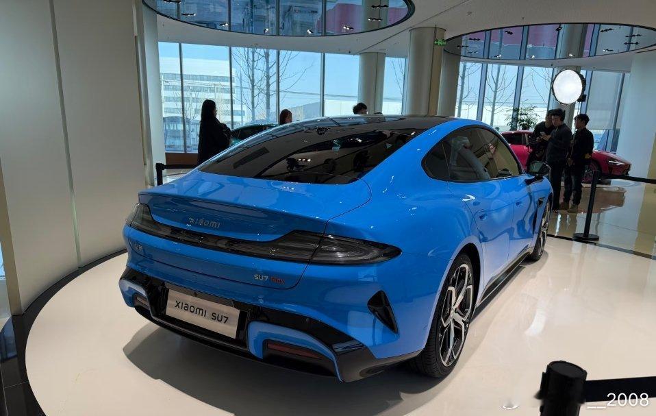 小米SU7这新颜色是真好看
