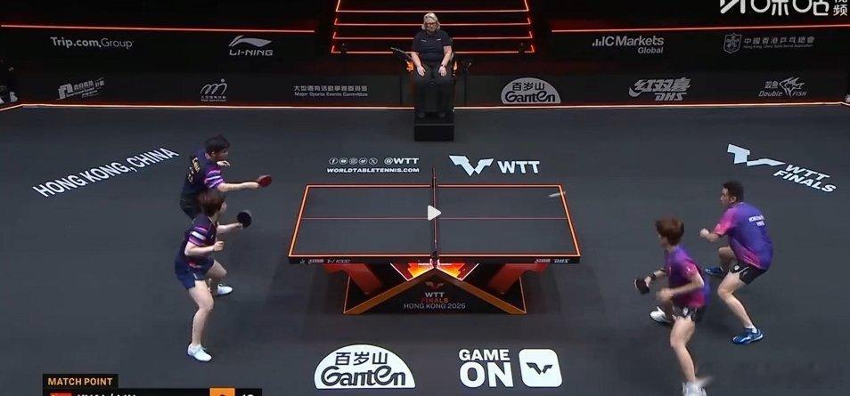 王曼昱4比2张本美和伊藤美诚wtt女单夺冠王曼昱4-2力克张本美和，晋级WTT