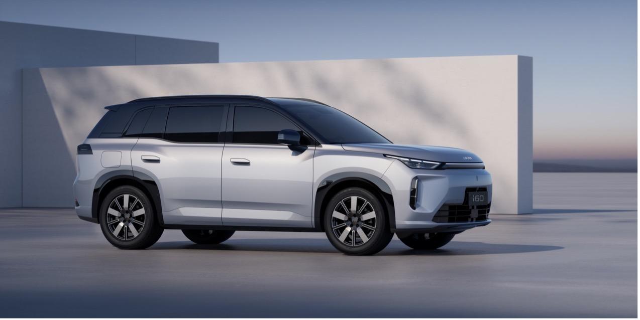 广汽埃安i60开启预售，其中增程版12.68万起，纯电版11.98万起，有以下亮