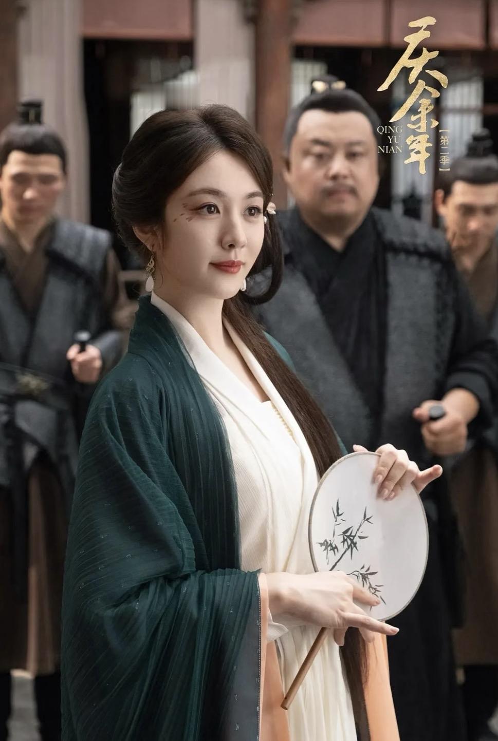 要说可怜，就数王晓晨了，明明演过《庆余年》等大戏，就是没有大红大紫，真的神奇