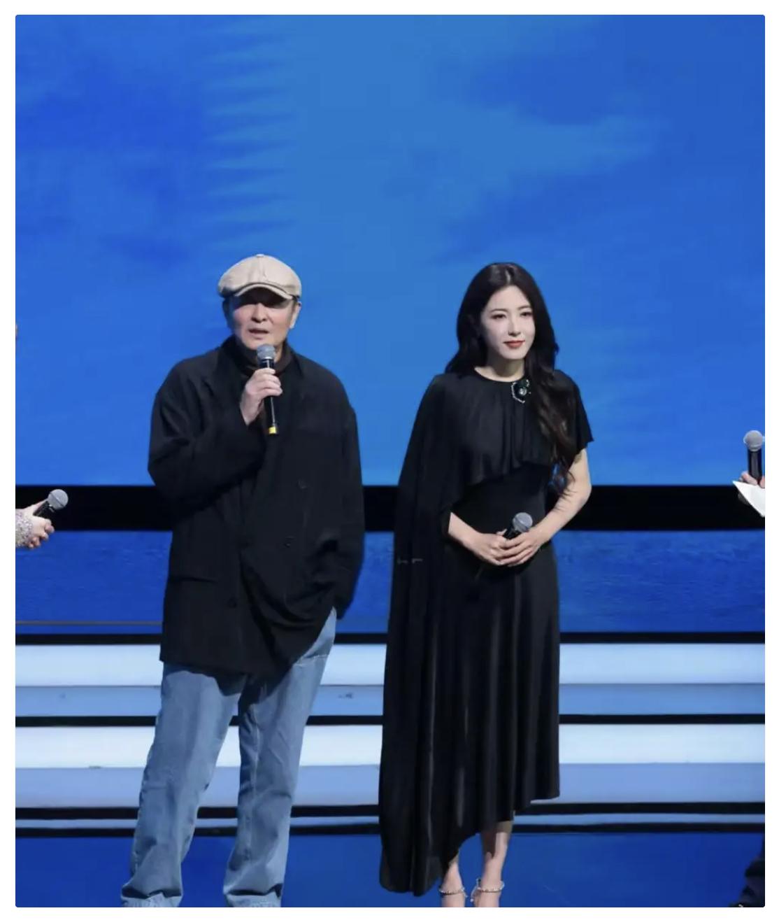 一觉睡醒是不是全网都知道了2025厦门金鹰电影节刚开幕，《沉默的荣耀