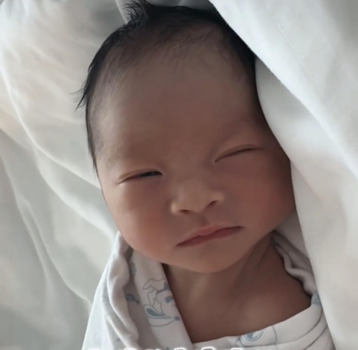 张兰已经有一个孙子了，咋还这么喜欢马筱梅生的这个儿子呢？“小七宝、小七宝”的