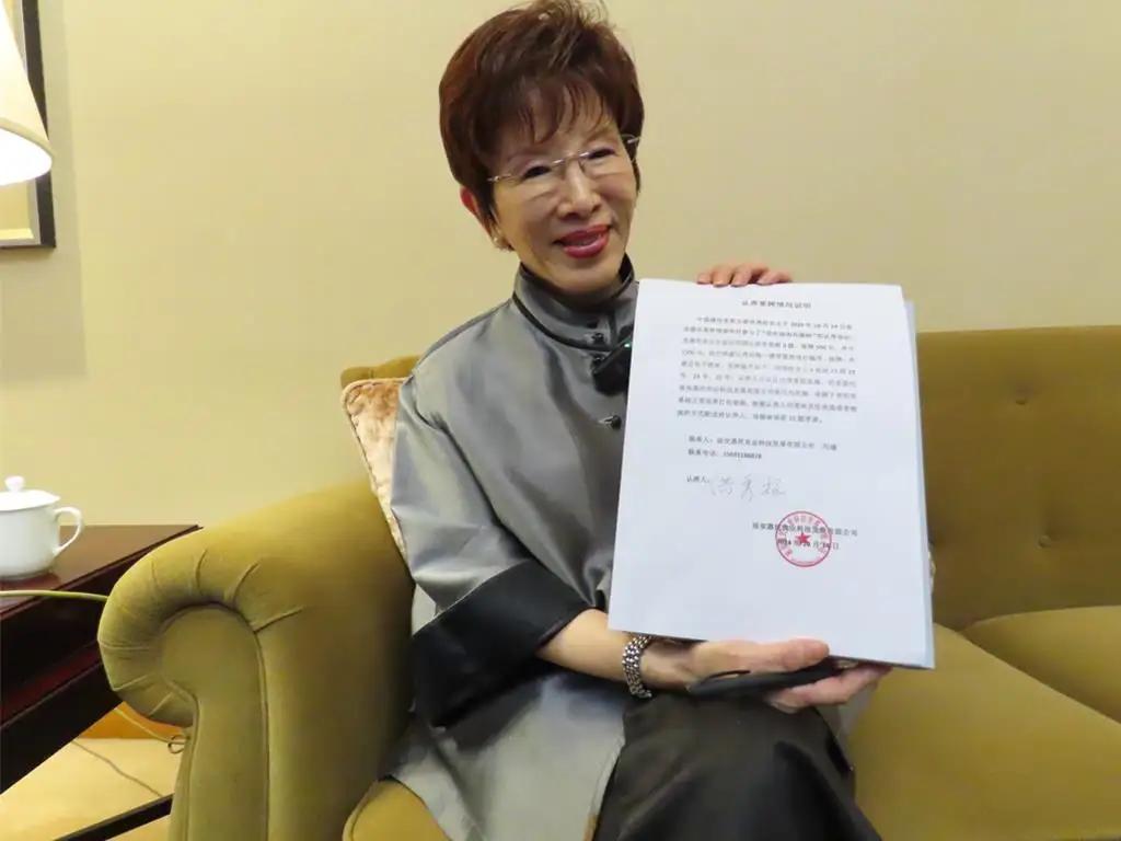 明天的9.3阅兵真是高朋满座，中国国民党前主席洪秀柱将出席北京93阅兵活动，塞尔