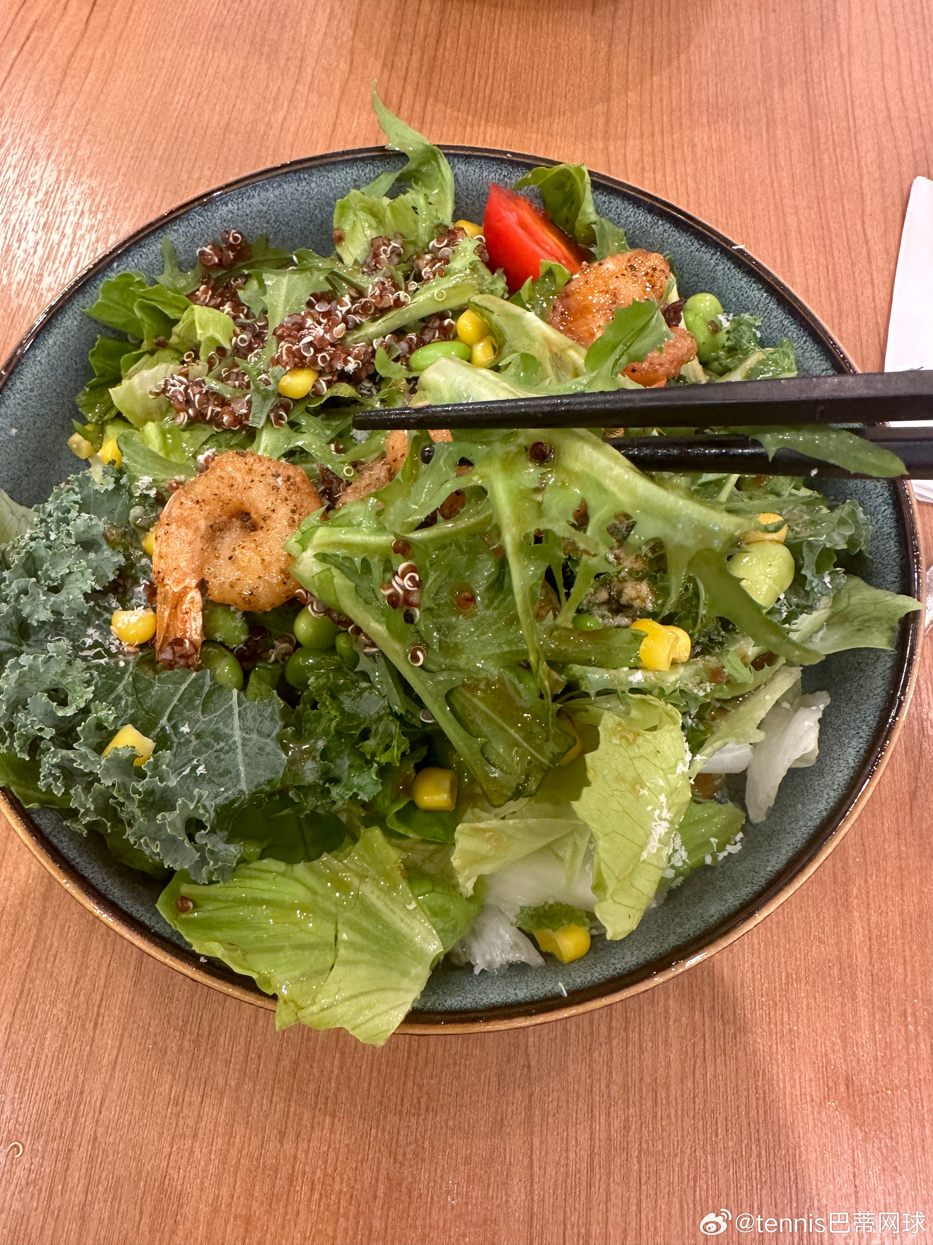 中午吃一份减脂沙拉[思考]，有喜欢的吗​​​