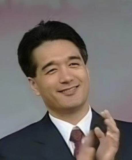 蒋孝刚是蒋氏家族“孝”字辈的兄弟中最小的一位，他的年龄与蒋经国的孩子孝文、孝章、