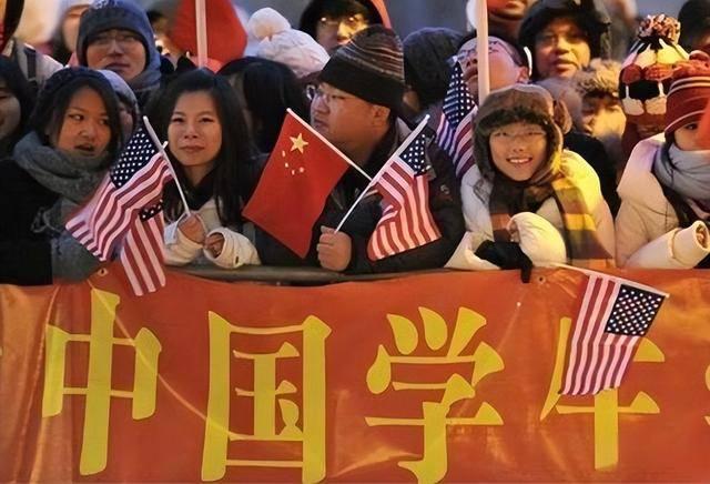 尴尬了！美国不留，中国不要，这届留学生活成了“夹缝中的一代”我身边有个朋友