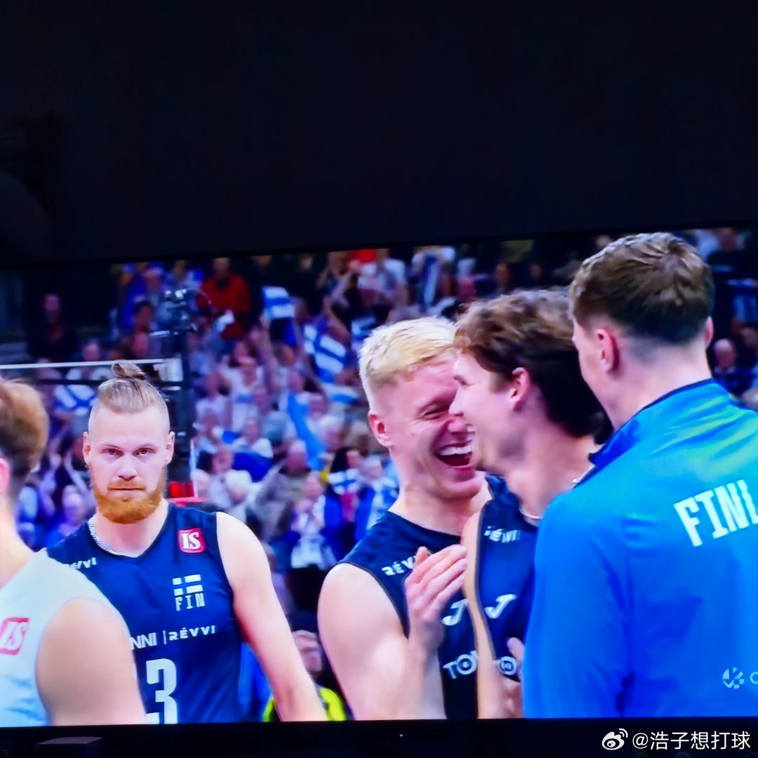 芬兰现在是强，但3-0干了塞尔维亚？？？这…​​​