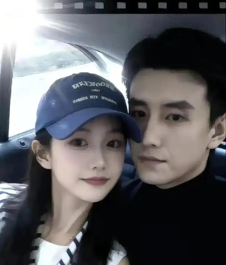 刘萧旭昨天甩出一张民政局牵手照，配文“合法了”我刷到的时候正在地铁口排队，直接原