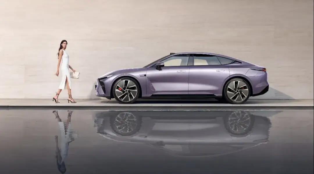 这就是赤裸裸的现实，记住新口诀，选车不纠结：1、三年不换车——买韩系2、五年