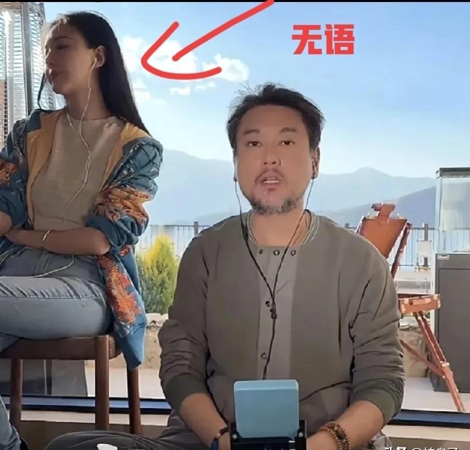 朱孝天那句“别碰到我”，像一把冰刀。观众全炸了，深情丈夫人设崩塌，就这么几秒？