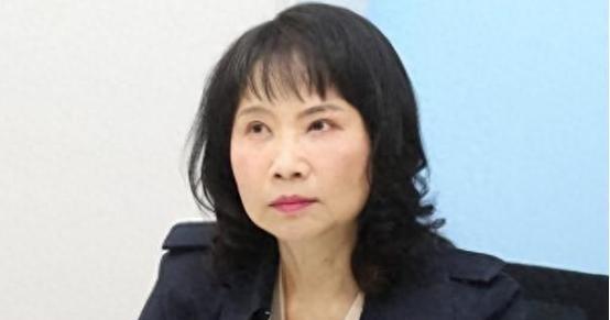 台湾总算出了个明白人，媒体人陈凤馨表示：这么多年大陆之所以一直没有对台湾动手，不