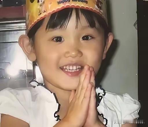 张家齐，就是个“骗子”从小就长得软萌可爱，在奥运会脱颖而出时也十分天真可爱，