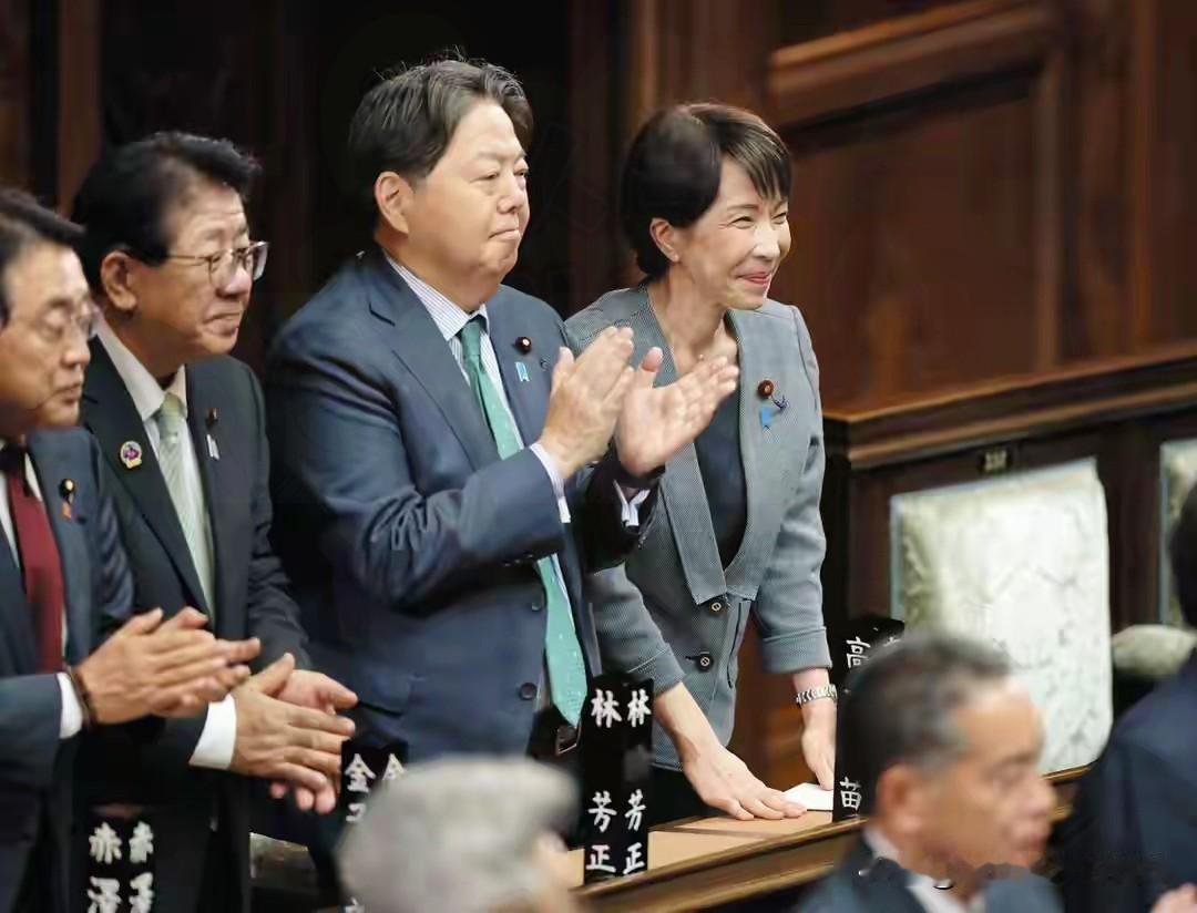 187:58碾压通过！日本彻底破笼高市早苗手握生杀大权真正危险的信号，