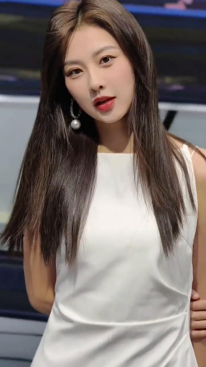 六年了，你终于熬完了。从二零一九到二零二五，所有风霜皆是风霜。