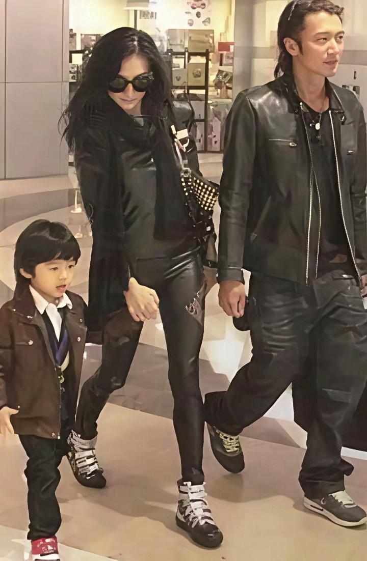 早已成陌生人了