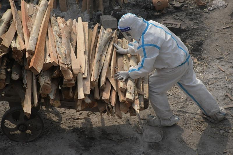 火葬场统计平均寿命是69，农村平均寿命也是69，男人平均寿命还是69，网上