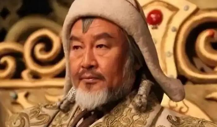 伊朗承认成吉思汗是他们的共有皇帝祖先，同时伊朗人把成吉思汗的孙子旭烈兀尊为国家的