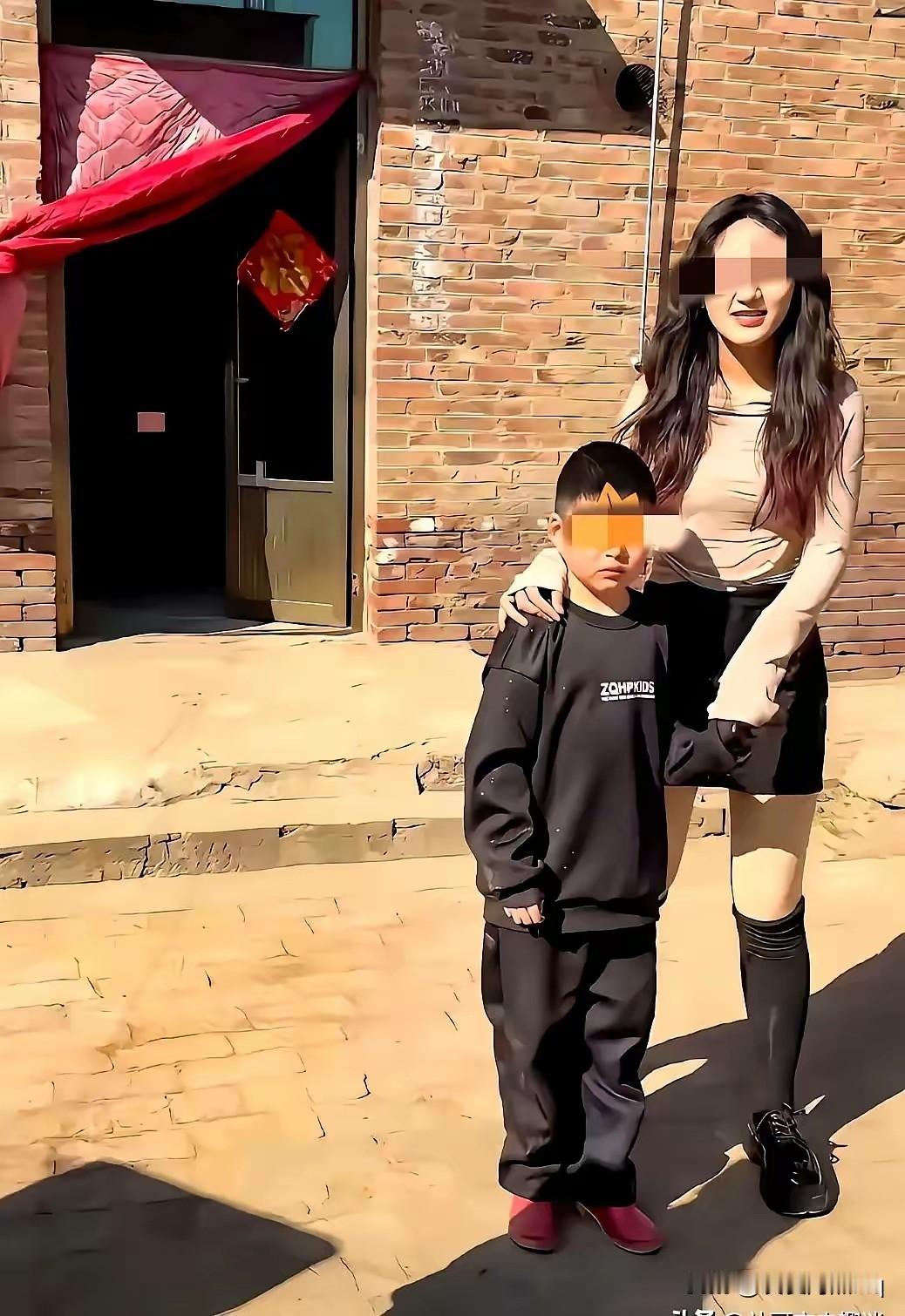 就为了与她睡？要求买一套房子，并且写上她7岁儿子的名字，当然不用多说以后还要养