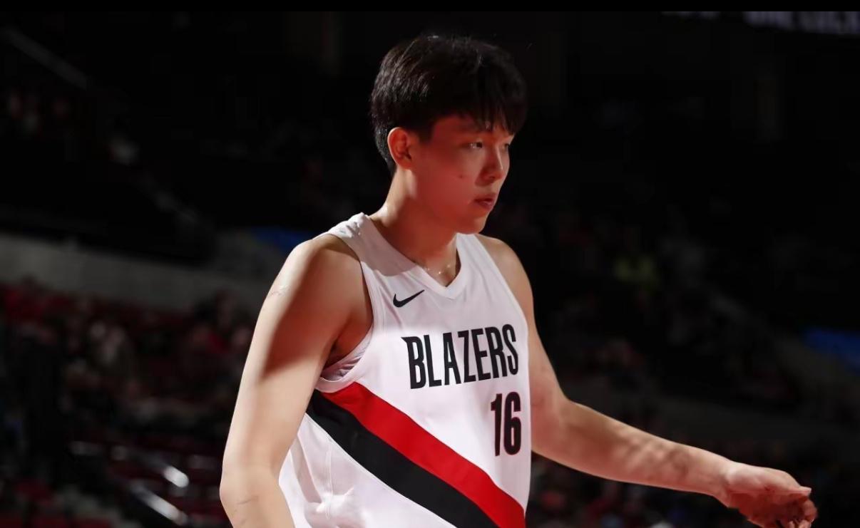 如果开拓者不执行小杨球队选项！对小杨来说，是好事不是坏事！小杨来NBA的目的是什