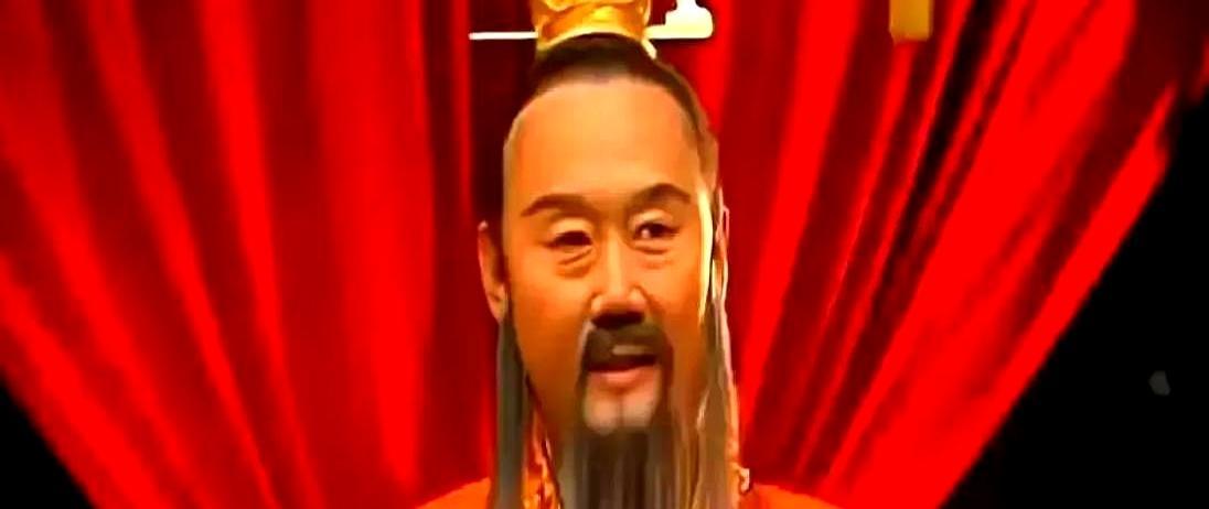 86版《西游记》偷吃人参果那集，就在青城山拍的。当时差点拍不成。剧组把道具