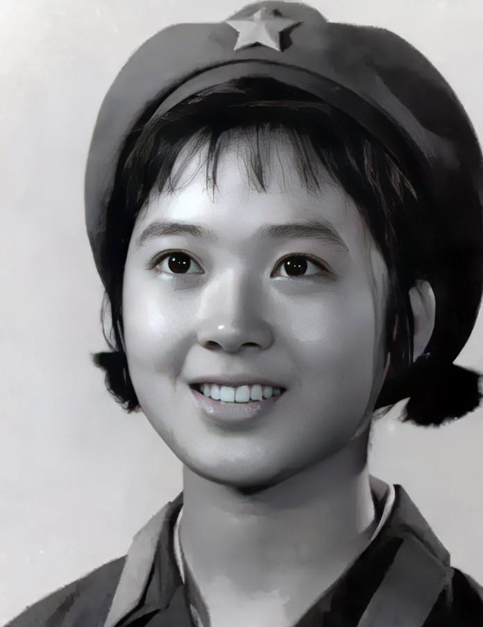 上世纪60年代的一天，妇联专门派人，把女医生韩秀荣强行带走。面对这一突发状况，韩