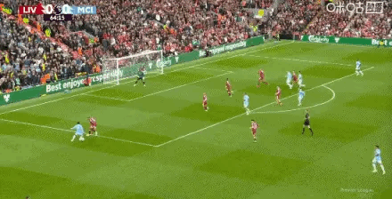 曼城3-0利物浦，马雷斯卡带队豪取英超六连胜赫拉芬贝赫红牌之前，利物浦踢的非常好