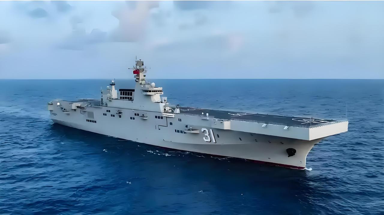 外媒称，第二批次登陆驳船正在建造中，这些驳船可以组成移动码头，可用于将重武器运送