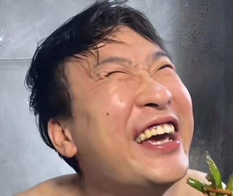 二手房交易市场的中介费承担模式，正随市场冷暖发生显著变化。部分城市房产中介已开始