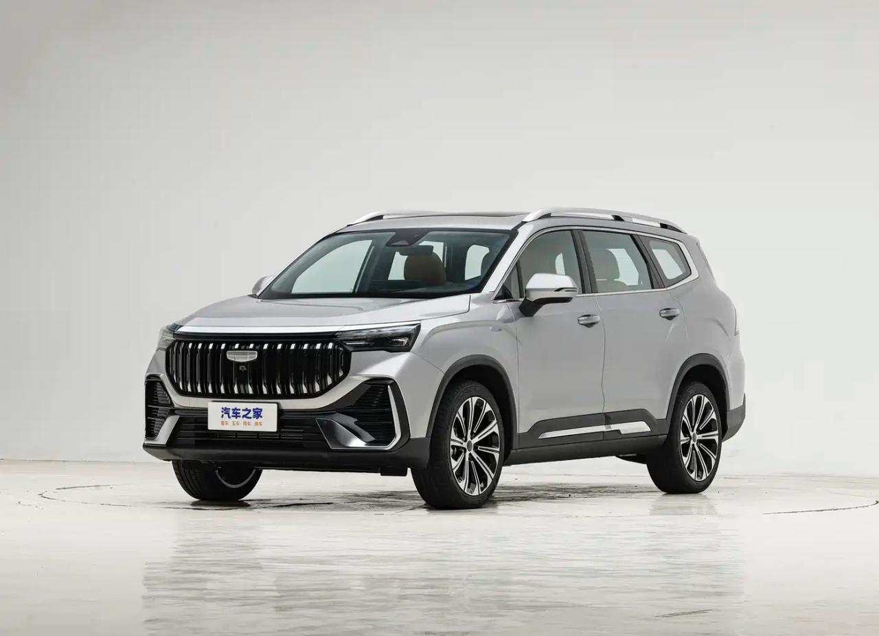 2026款吉利豪越L：家用中型SUV的布局优化与底盘升级细节车身尺寸定格为4