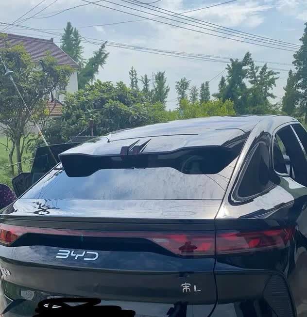 宋L颜值这么高却卖不动，分析了一下，原因出在这上面！比亚迪厂家会感谢我的。