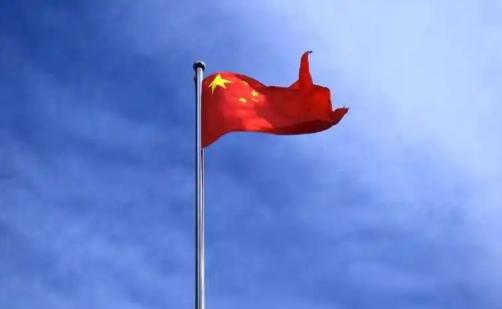 一个伊朗人的一句话，让无数中国人沉默了：他说中国最大的问题不是实力不够，而是太讲