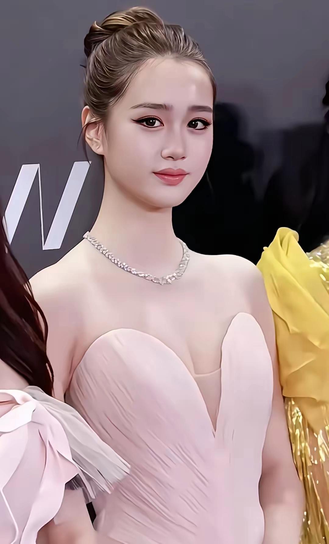 钟丽缇小女儿完美继承妈妈的优点
