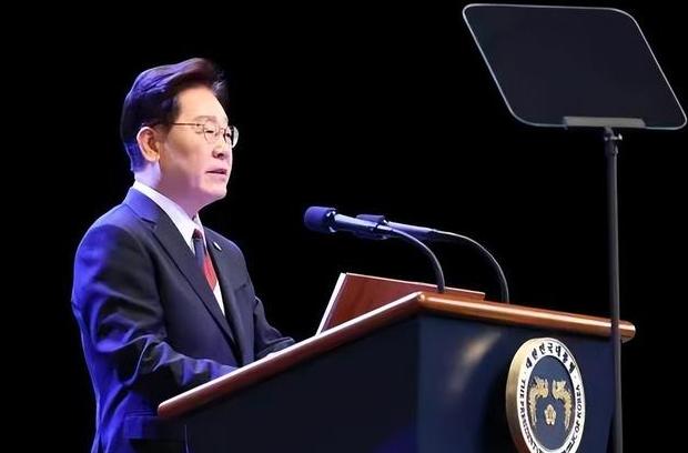 韩国开始没收亲日叛徒家族财产！ 2026年8月15日，韩国光复节81周年庆祝