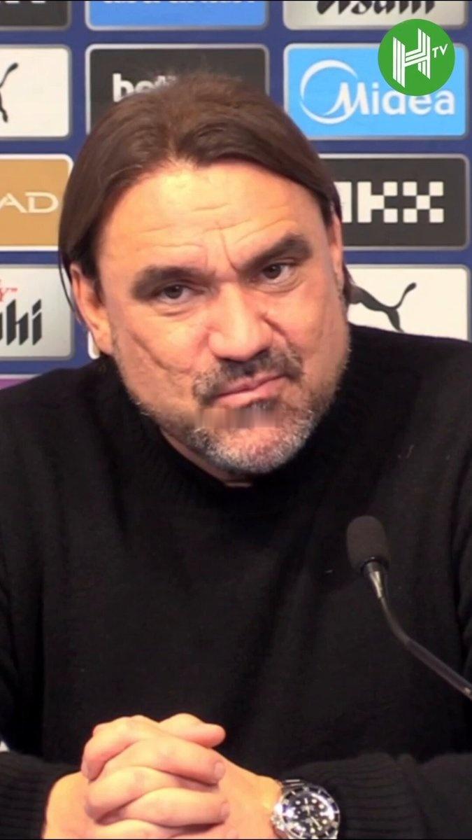 11月30日讯英超第13轮，利兹联客场2-3不敌曼城。比赛下半场，曼城主帅瓜迪