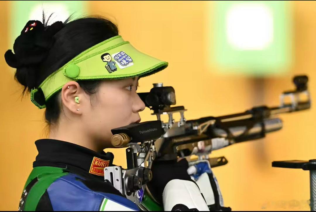 韩佳予打破亚洲纪录夺金射击女子50米步枪三姿中国队包揽金银9月26日讯，名古屋亚