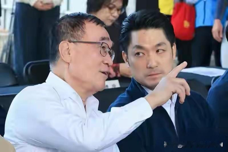 新北市候选人内斗，国民党选情岌岌可危。美丽岛电子报最新民调，李四川仅仅领先苏