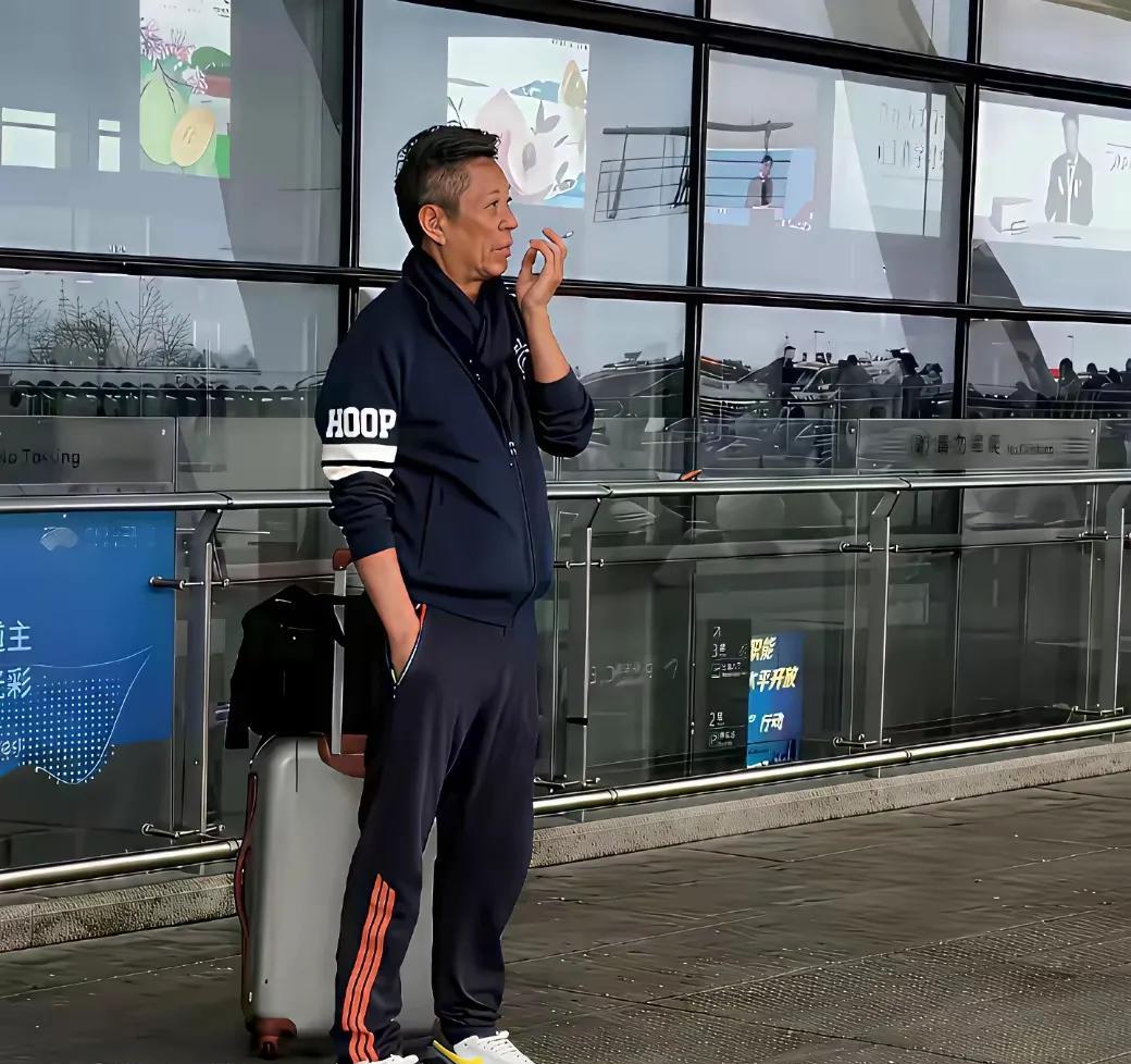 真的佩服这些演员，生活当中长得非常阳光帅气，银幕上就可以变身各种类型的角色。比