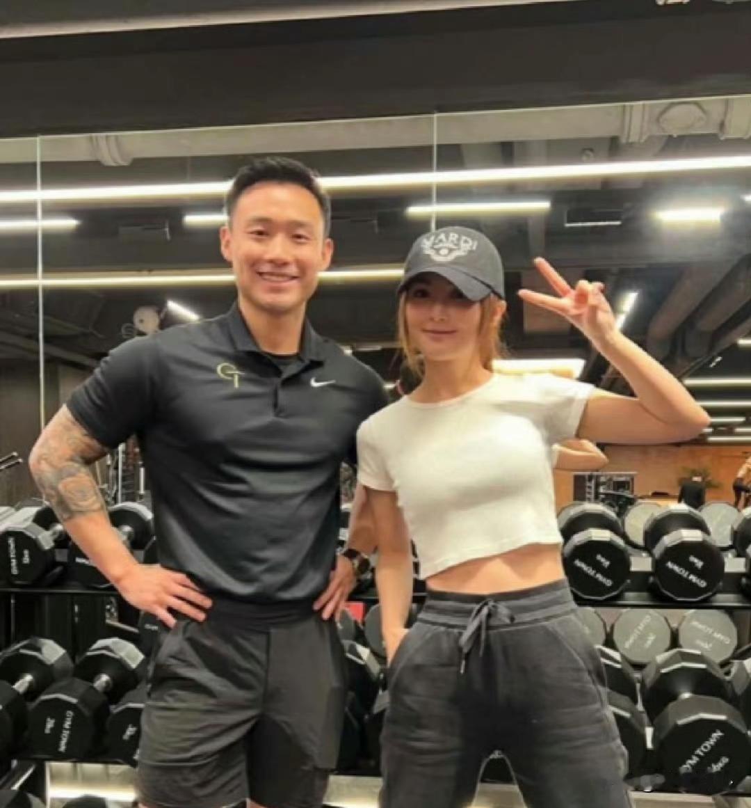 阿sa官宣喜讯！1月13日，42岁的阿sa官宣了一件大喜事，她对34岁健身教练