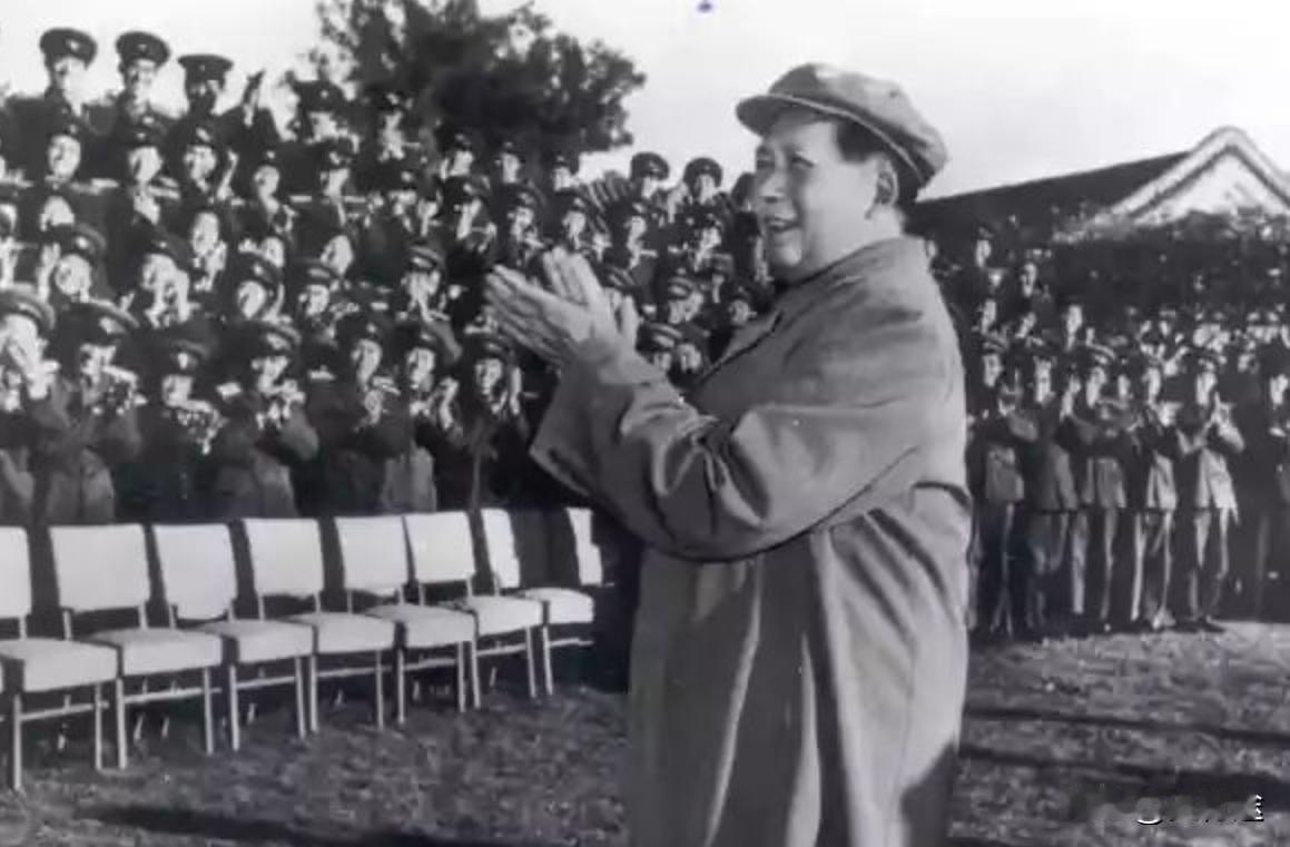 毛主席为什么敢打抗美援朝这一仗？他分析美国人有三个不利的点。第一，美国离朝鲜