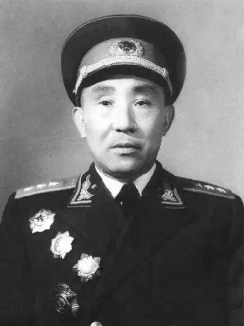李聚奎1970年被秘密押送到山区，下车后脱口而出：这是贵州龙里吧！1970年4