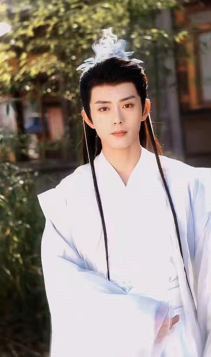 太惨了！全方位被碾压，网友直呼:谁给他的勇气？昨日，短剧版《香蜜沉沉烬如霜》如